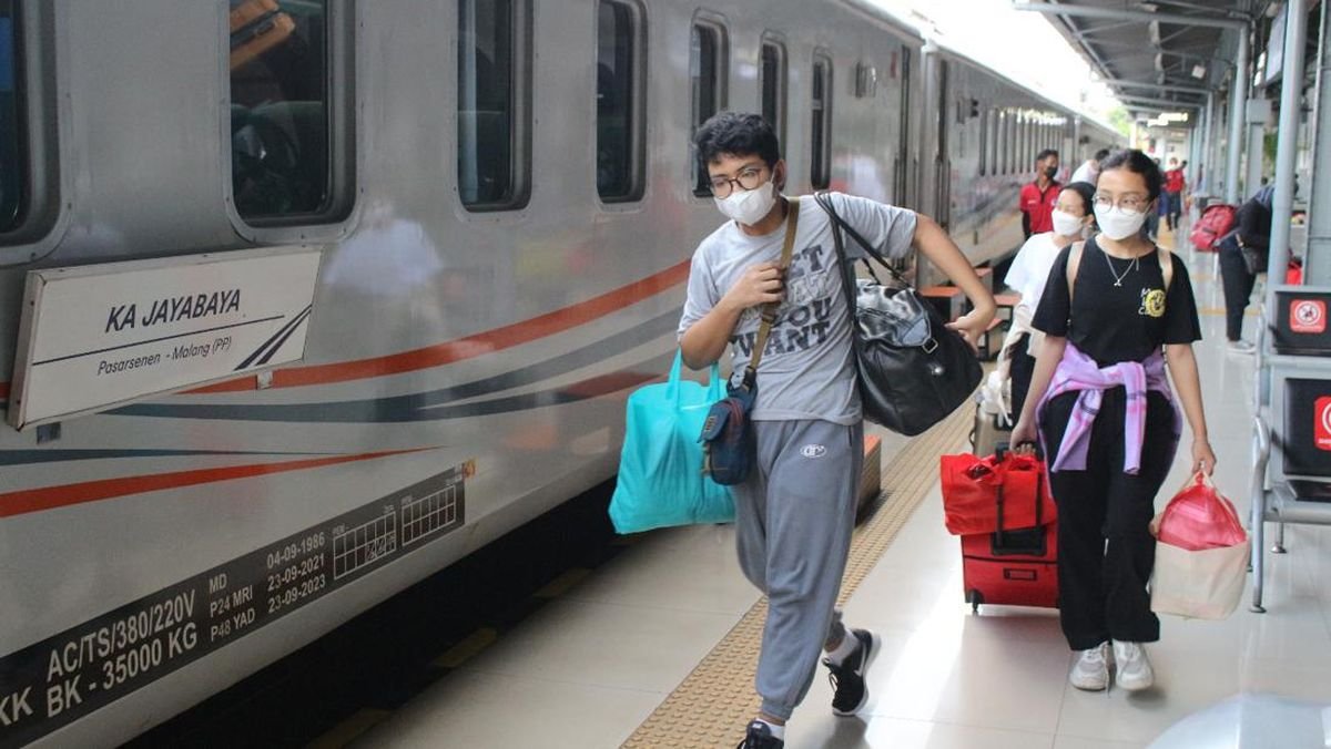 Pemerintah Tetapkan Diskon 30 Persen Tiket Kereta untuk Libur Nataru