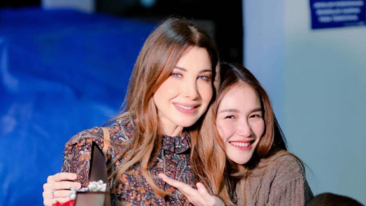 Ayu Ting Ting Kenang Pengalaman Spesial Duet dengan Nancy Ajram