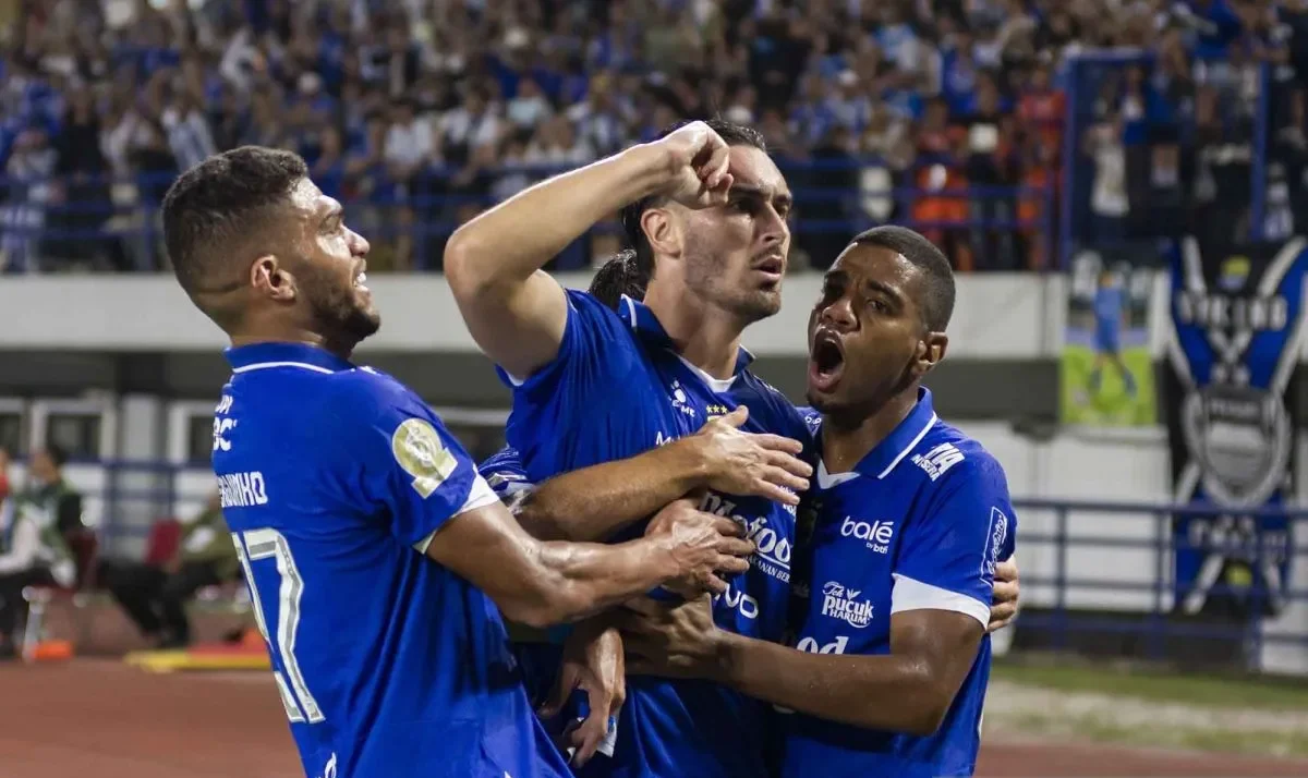 Klasemen Super League: Persib Bandung Resmi Akhiri Tahun di Posisi Puncak