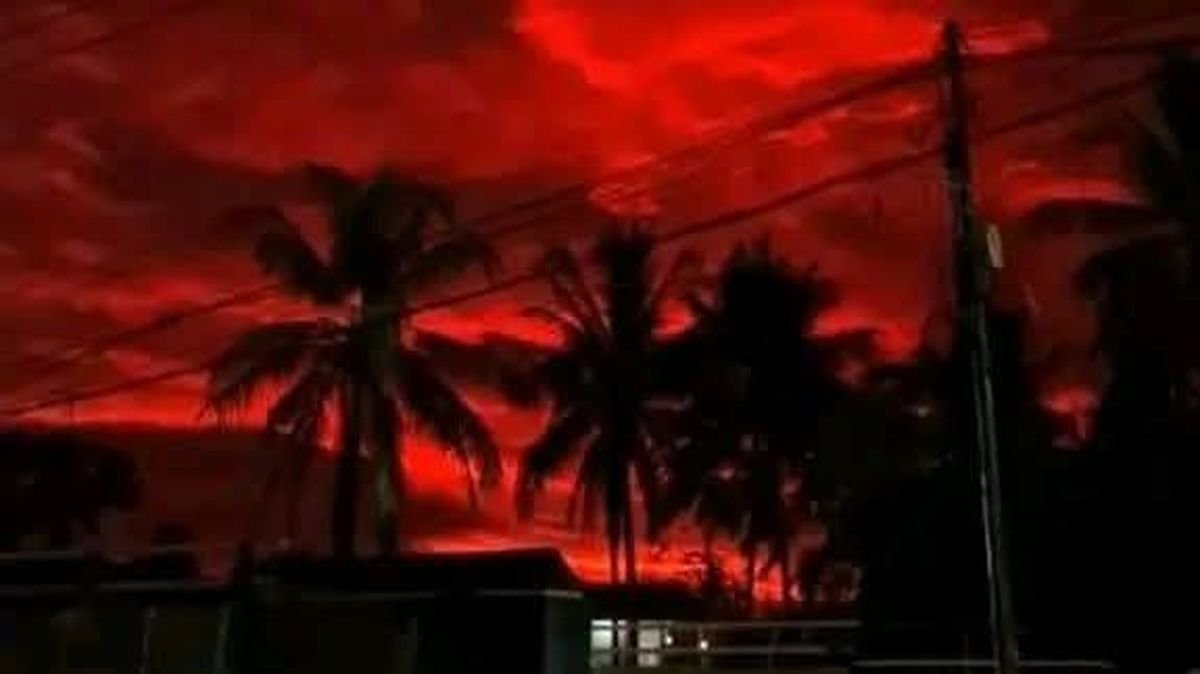 Viral! Langit Pandeglang Berubah Merah Seperti Darah, Ini Penyebabnya