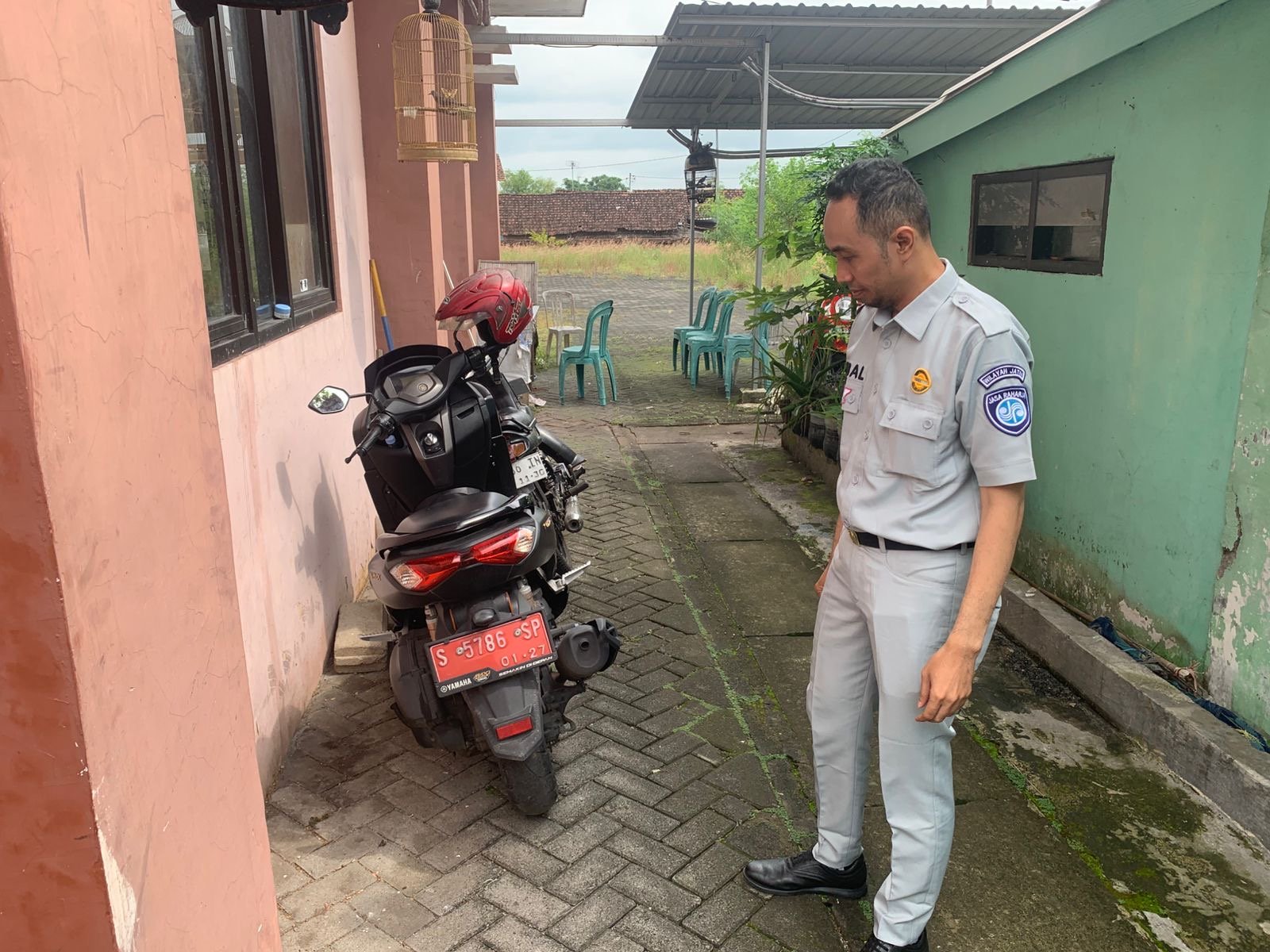 Tim Samsat Mojokerto Laksanakan Sigap Instansi untuk Kendaraan Dinas Plat Merah di Kecamatan Gedeg