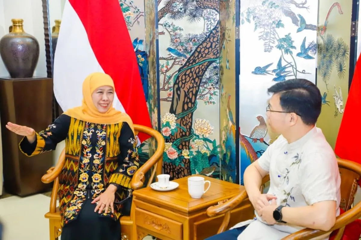 Perkuat Sektor Ekonomi, Khofifah Bahas Kerja Sama Perdagangan dengan Konjen Tiongkok