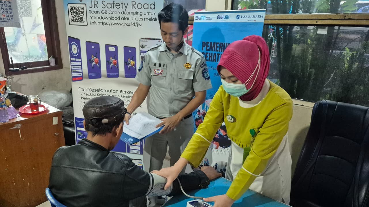 PT Jasa Raharja Kanwil Banten Perkuat Pencegahan Kecelakaan melalui MUKL dan Sosialisasi PPGD bagi Kru PO Armada Jaya Perkasa