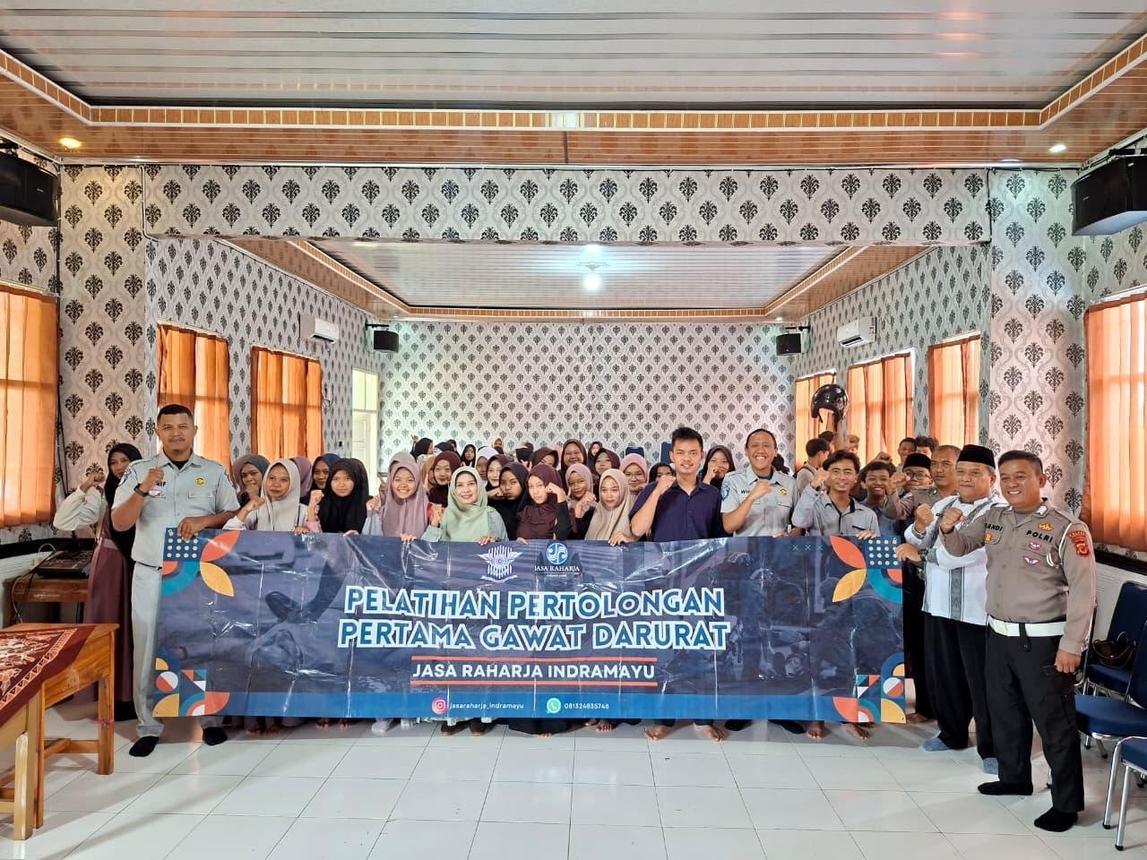 Jasa Raharja Cabang Indramayu Bekali Siswa Di Kecamatan Karangampel Dengan Sosialisasi Pertolongan Pertama Gawat Darurat (PPGD) Jasa Raharja Cabang Indramayu Bekali Siswa Di Kecamatan Karangampel Dengan Sosialisasi Pertolongan Pertama Gawat Darurat (PPGD)