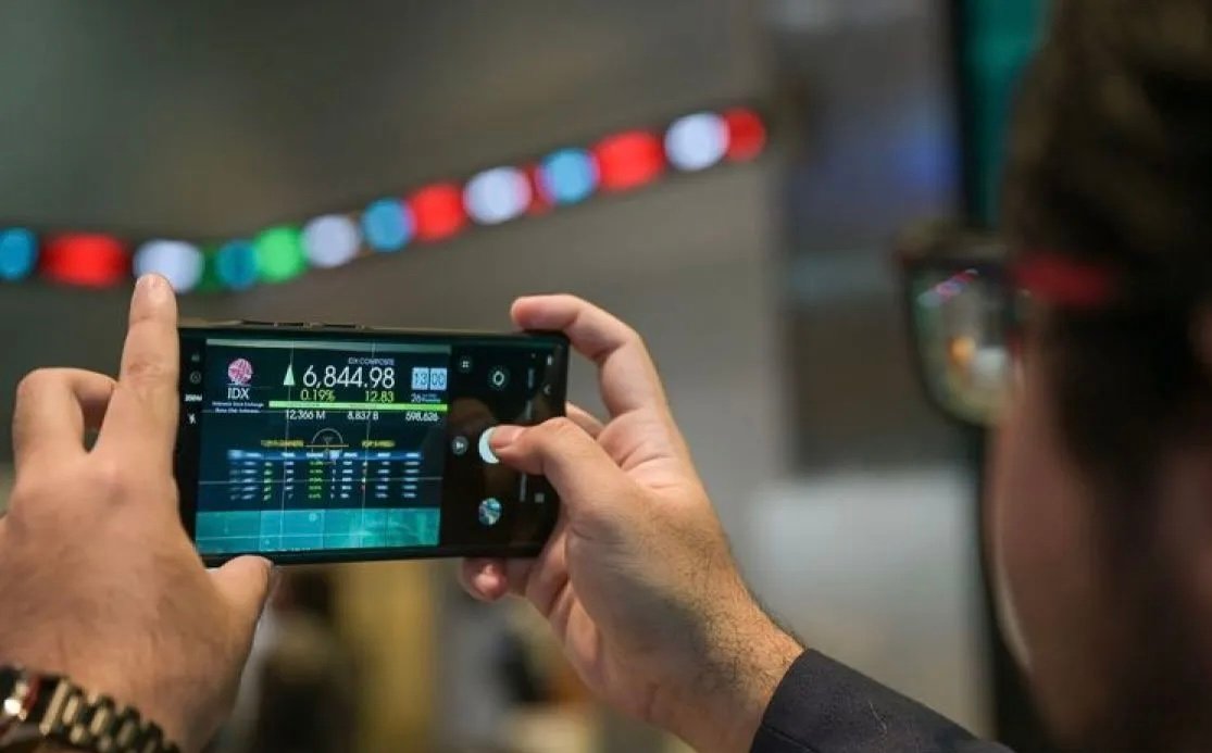 IHSG Diprediksi Volatile Pekan Ini, Investor Waspadai Eskalasi Risiko Geopolitik