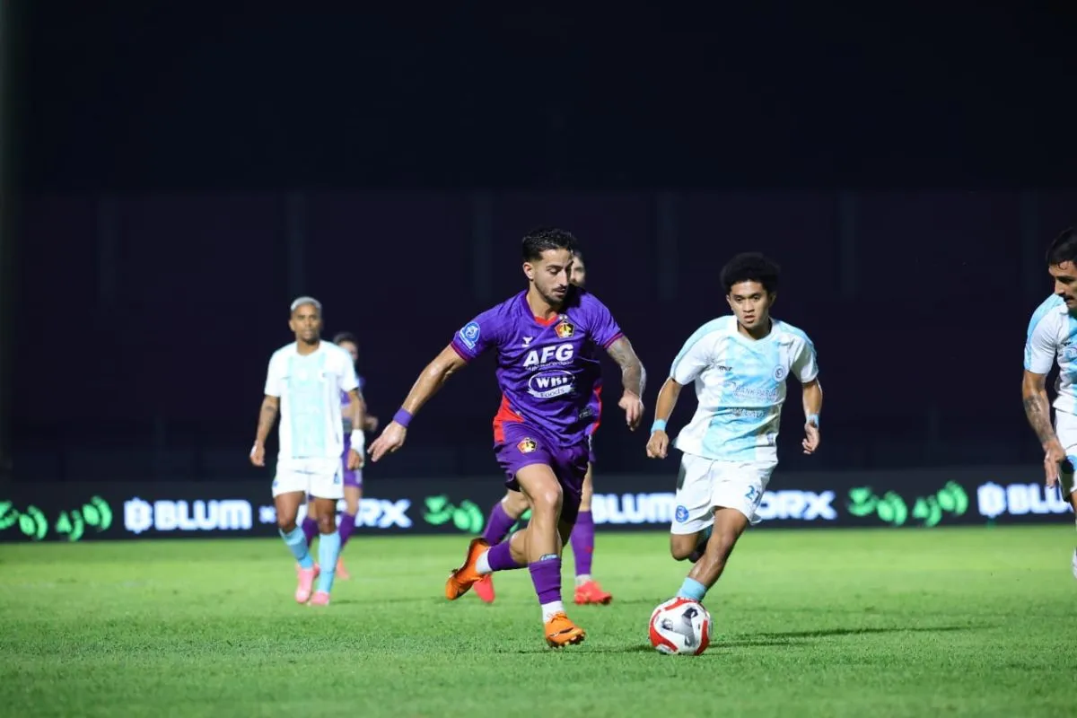 Persik Kediri Menang Tipis 2-1 Atas PSBS di Stadion Brawijaya