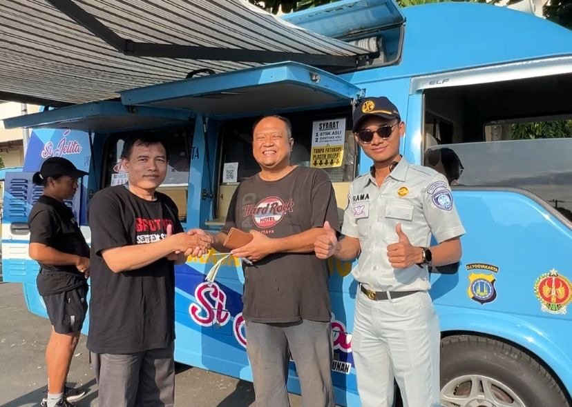 Inovasi Layanan Publik, Samsat Keliling Ramaikan Sunday Morning Sleman