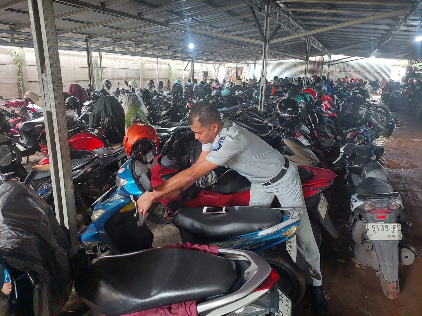 Jasa Raharja Jawa Barat Melaksanakan Pendataan Kendaraan Bersama Mitra Terkait