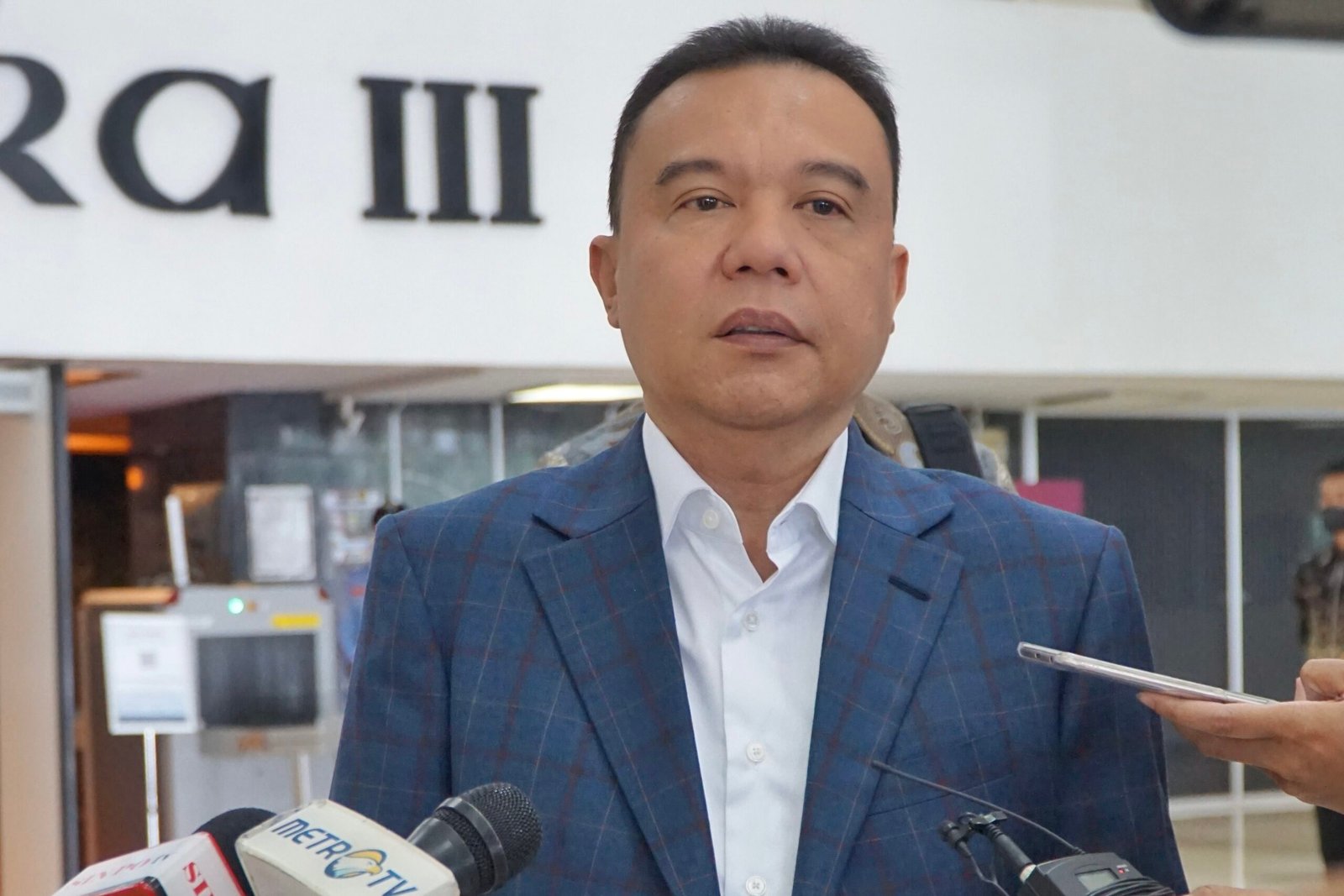 Wakil Ketua DPR RI Sufmi Dasco Ahmad : Danantara Beli Saham Ojol Demi Turunkan Potongan Jadi 8 Persen