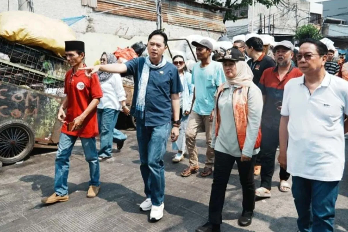 Wali Kota Jakbar Siapkan Solusi Permanen Atasi Penumpukan Sampah di Depo Kembar Jelambar