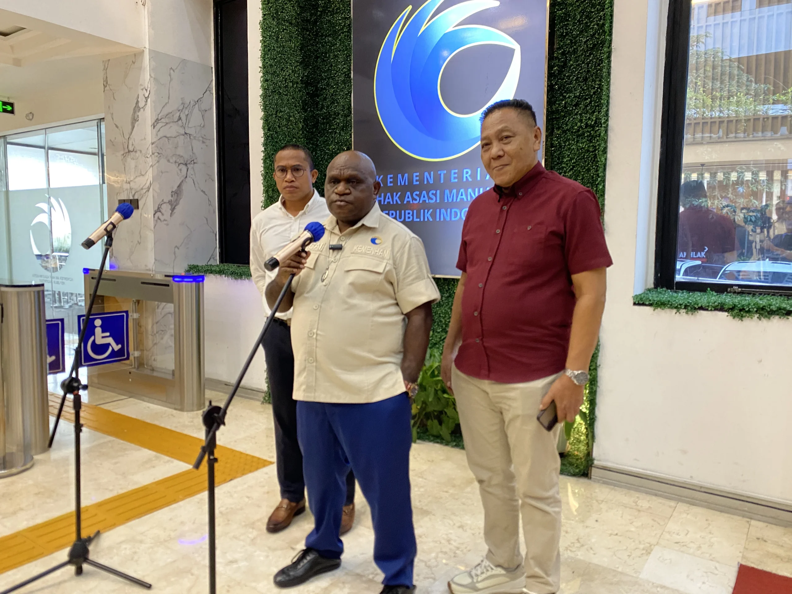 Menteri HAM: Pemerintah Tidak Berwenang Tentukan Status Aktivis HAM