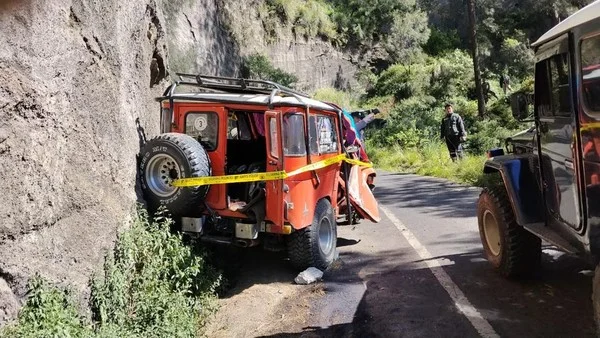Jeep Wisatawan Terguling di Bromo, Kapolres Beberkan Penyebab Utamanya
