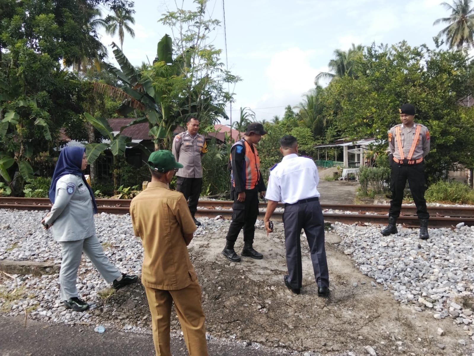 Jasa Raharja Sumbar Dukung Penutupan Perlintasan Sebidang Liar di Lubuk Alung–Pariaman Demi Tingkatkan Keselamatan Transportasi