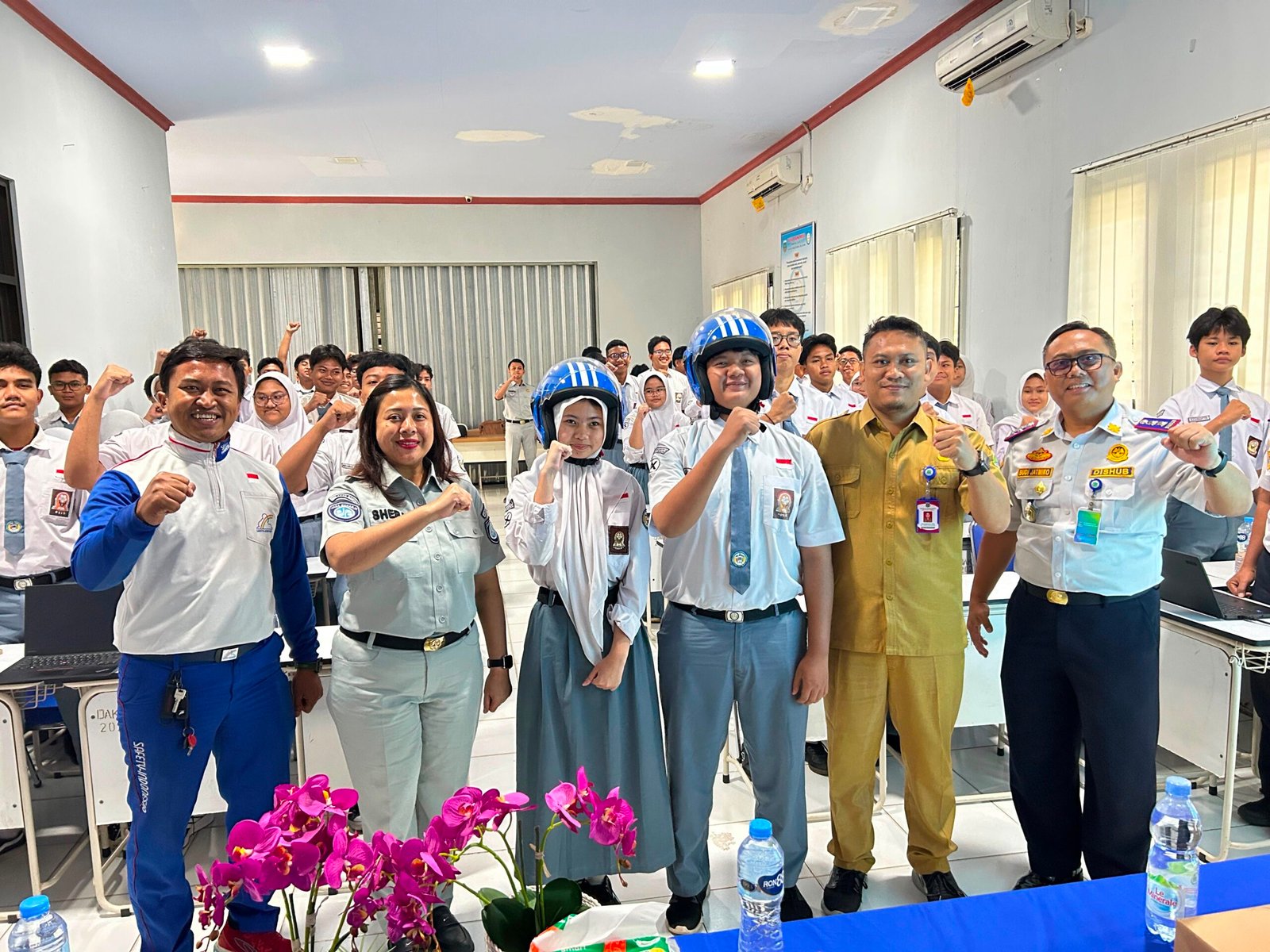 Jasa Raharja Tangerang Gandeng Dinas Perhubungan Kota Tangerang Selatan adakan Sosialisasi Pengajar Peduli Keselamatan Lalu Lintas di SMAN 11 Ciputat