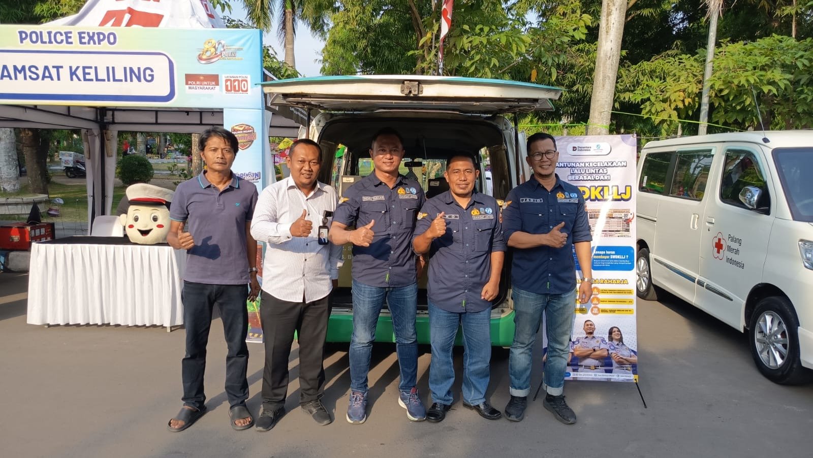 Jasa Raharja dan Tim Pembina Samsat Ngawi Meriahkan HUT Kabupaten Ngawi dengan Menghadirkan Layanan Samsat Keliling