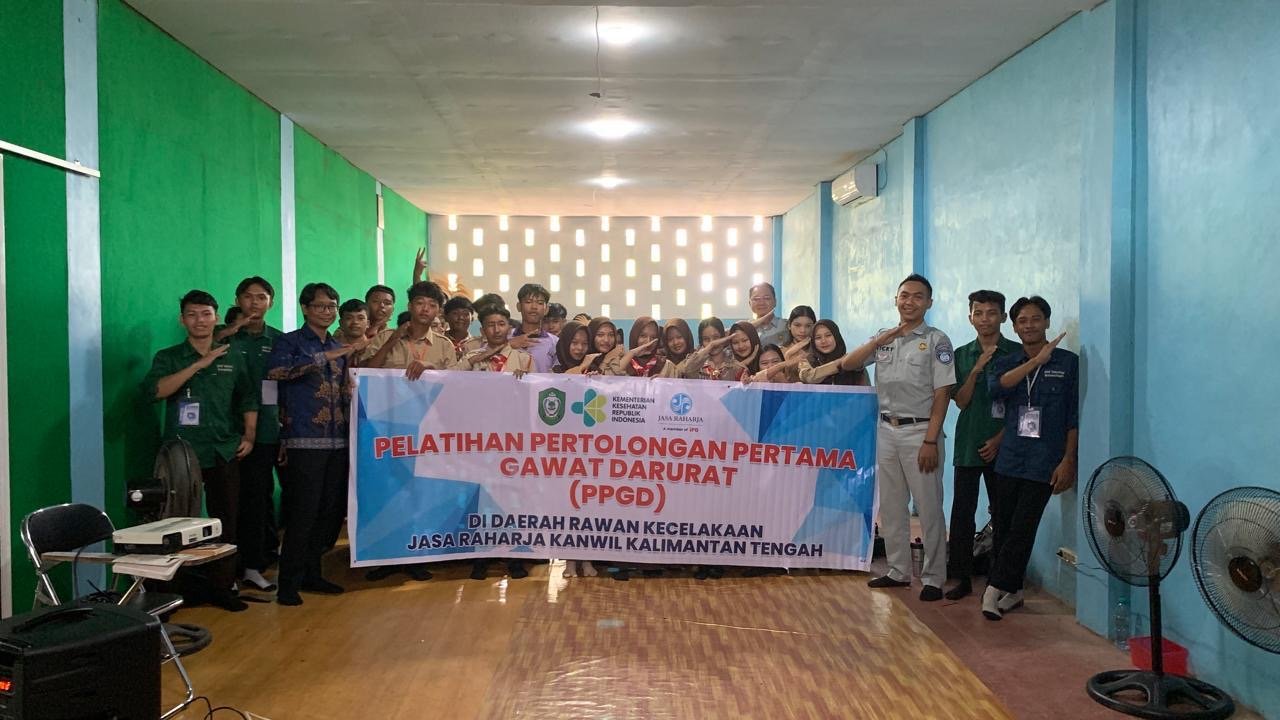 Jasa Raharja Kalteng Bekali Siswa dan Guru SMK Teknologi Kotawaringin dengan Pelatihan PPGD