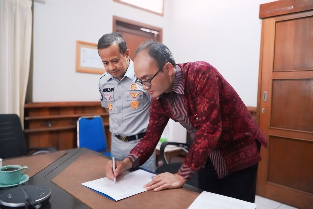 Sinergi PT Jasa Raharja (Persero) Wilayah Bali dan Dinas Perhubungan Provinsi Bali Tingkatkan Keselamatan Melalui Optimalisasi Edukasi Digital Terhadap Angkutan Umum