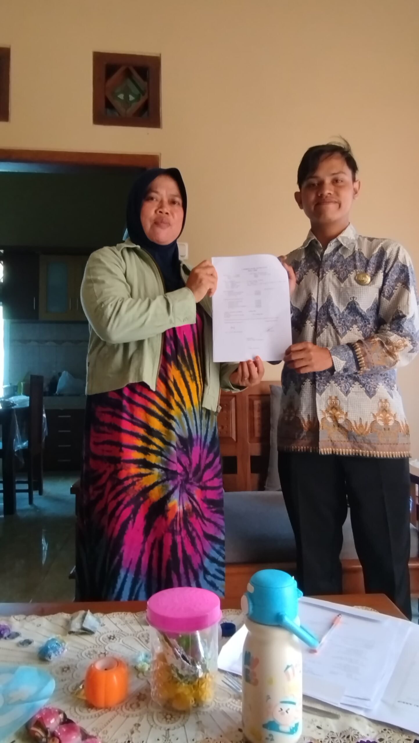 Petugas Samsat Kawali Laksanakan Kegiatan Door To Door (DTD) Ke Perusahan Di Wilayah Ciamis