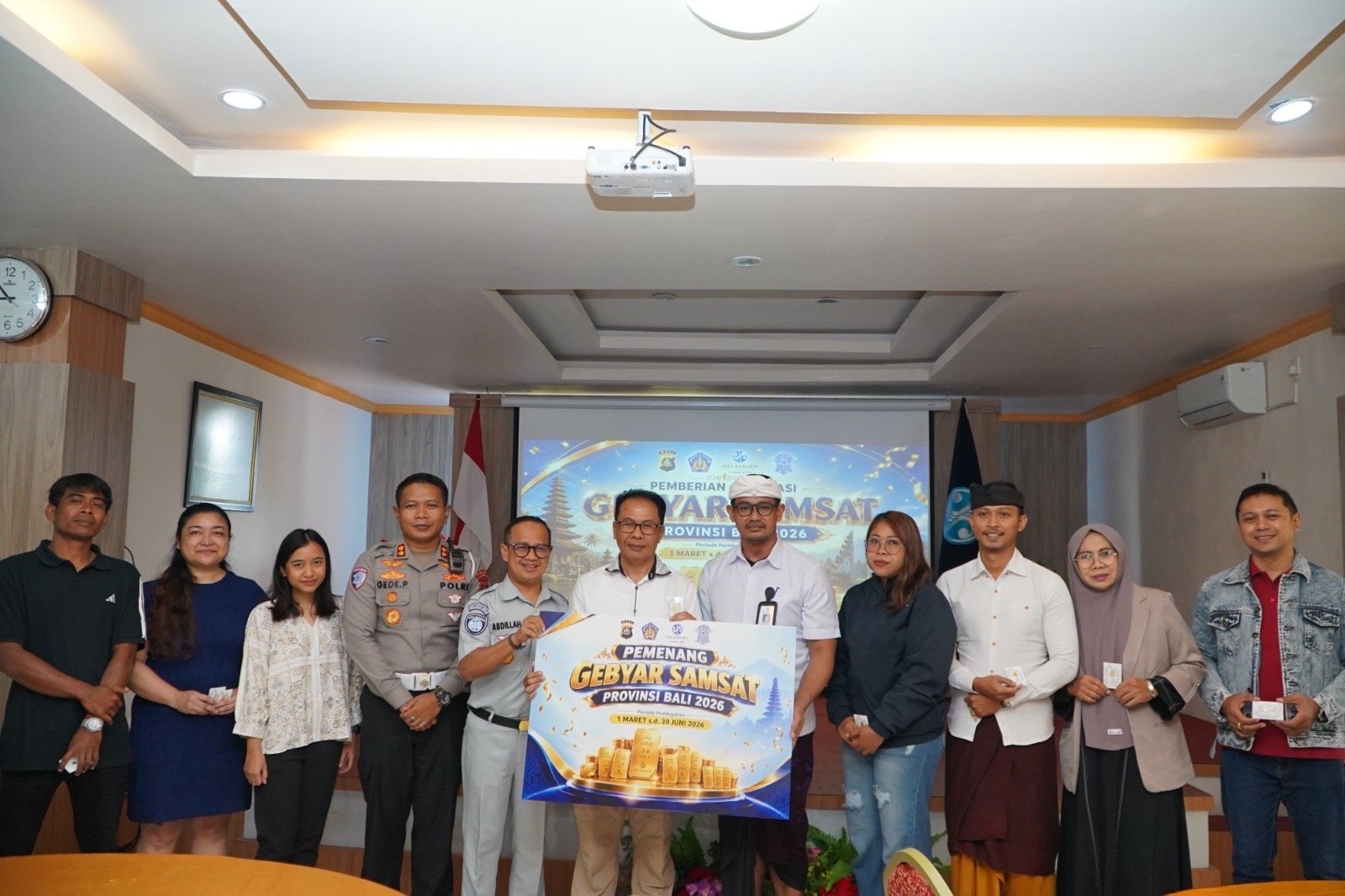 Gebyar Samsat Provinsi Bali Beri Apresiasi kepada Wajib Pajak Yang Taat, Wujud Nyata Dorong Kepatuhan Masyarakat