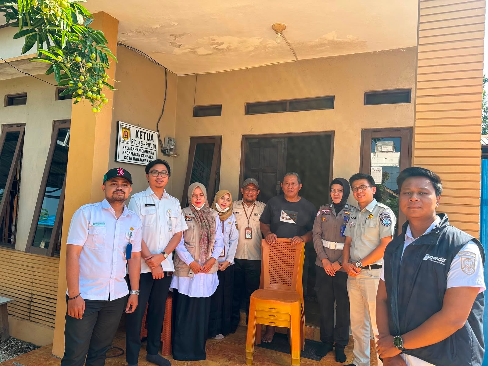 Tim Pembina Samsat Banjarbaru Door to Door di Kelurahan Cempaka, Tingkatkan Kesadaran Administrasi Kendaraan