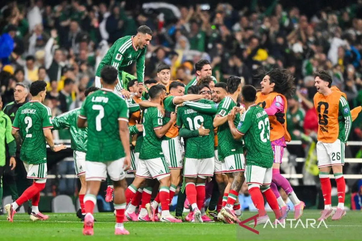 Meksiko vs Ekuador: Menang 2-0, El Tri Lolos ke Babak 16 Besar