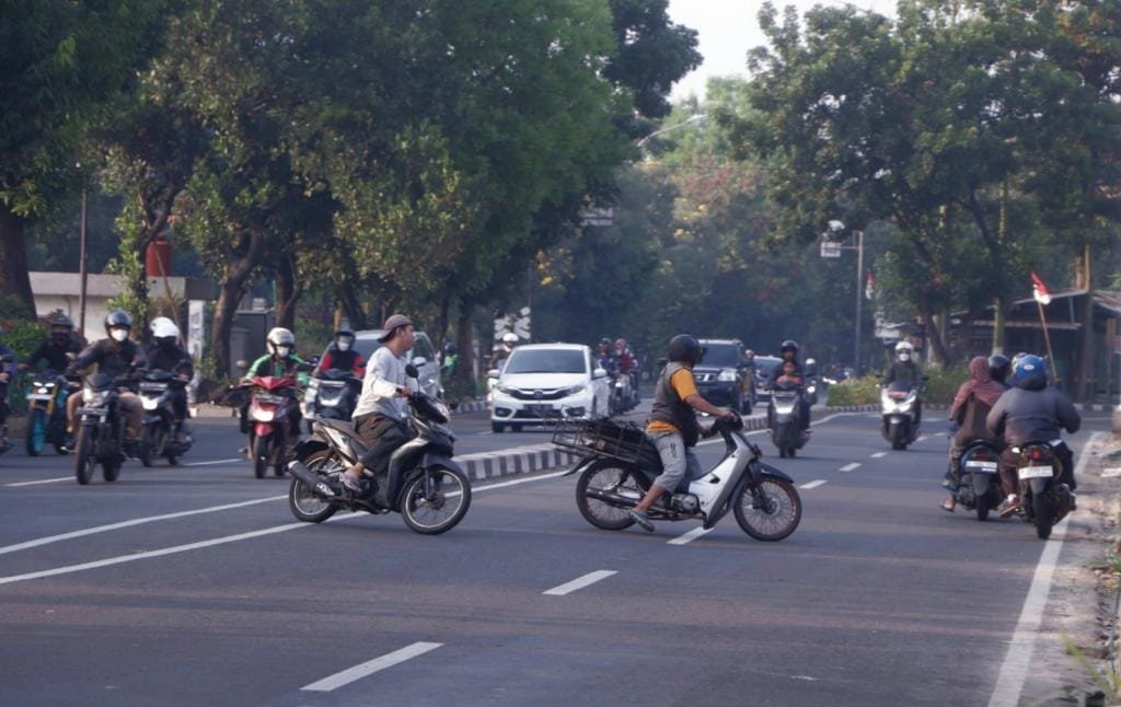 Ketika Satu Pelanggaran Memicu yang Lain: Fenomena Ikut-ikutan Lawan Arah