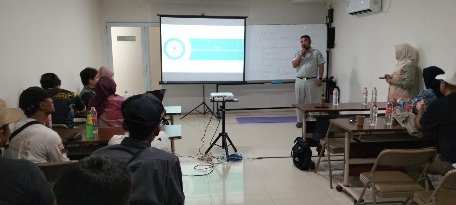 Jasa Raharja dan RS Rayhan Gelar Pelatihan PPGD bagi Relawan Ambulans dan Perangkat Wilayah Cipeundeuy
