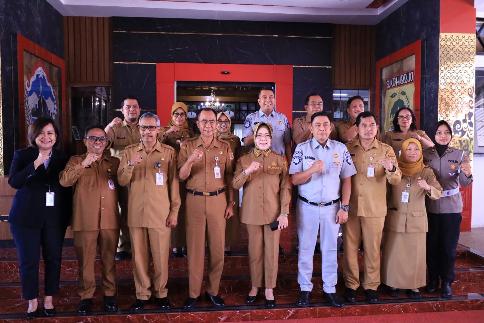 Optimalkan PKB dan SWDKLLJ, Tim Pembina Samsat Jateng Gelar Roadshow Kolaborasi di Sukoharjo
