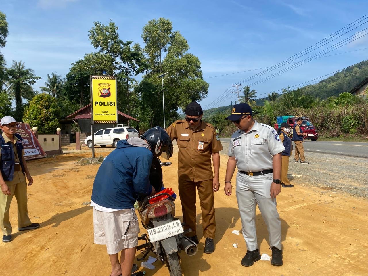 Sinergi Jasa Raharja Singkawang dan Mitra Kerja Perkuat Kepatuhan Administrasi Kendaraan di Bengkayang