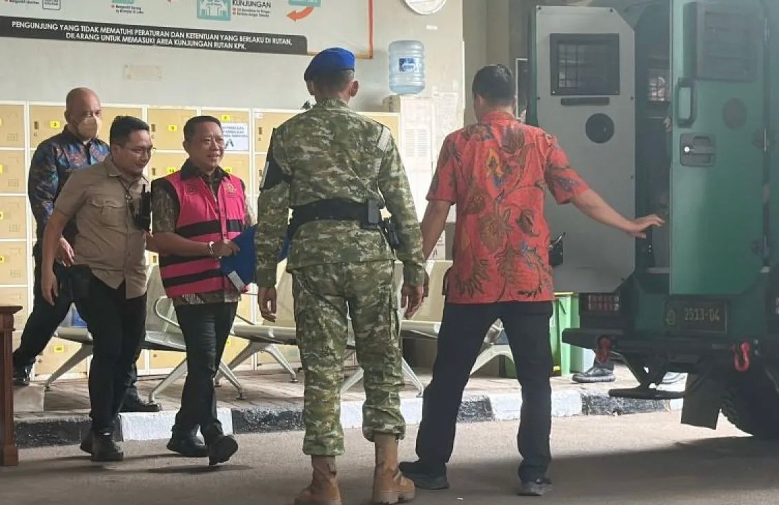 Febrie Adriansyah Tiba di Kejagung untuk Jalani Pemeriksaan sebagai Tersangka