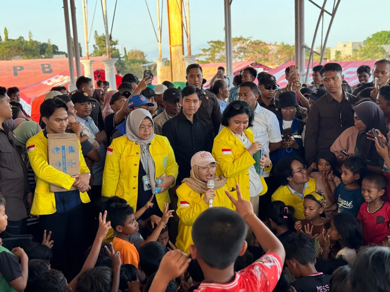 Wapres Puji Peran Aktif Anak Muda dalam Penanganan Bencana di Flores