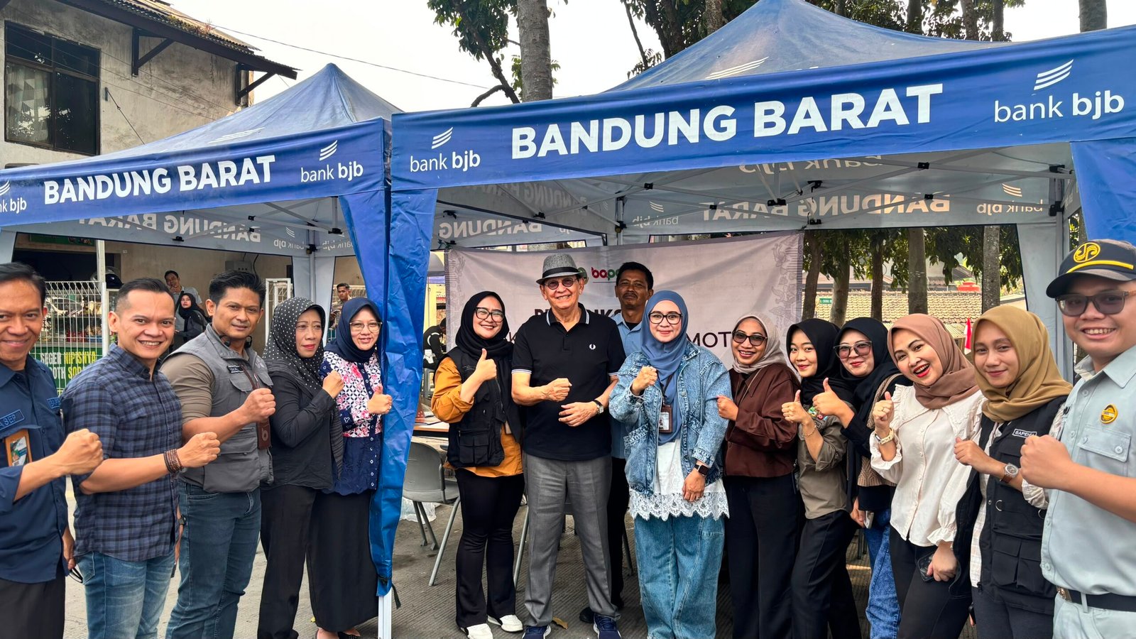 Tim Pembina Samsat Kab Bandung Barat dan Bapenda Kab Bandung Barat Melakukan Operasi Gabungan di Wilayah Kab Bandung Barat