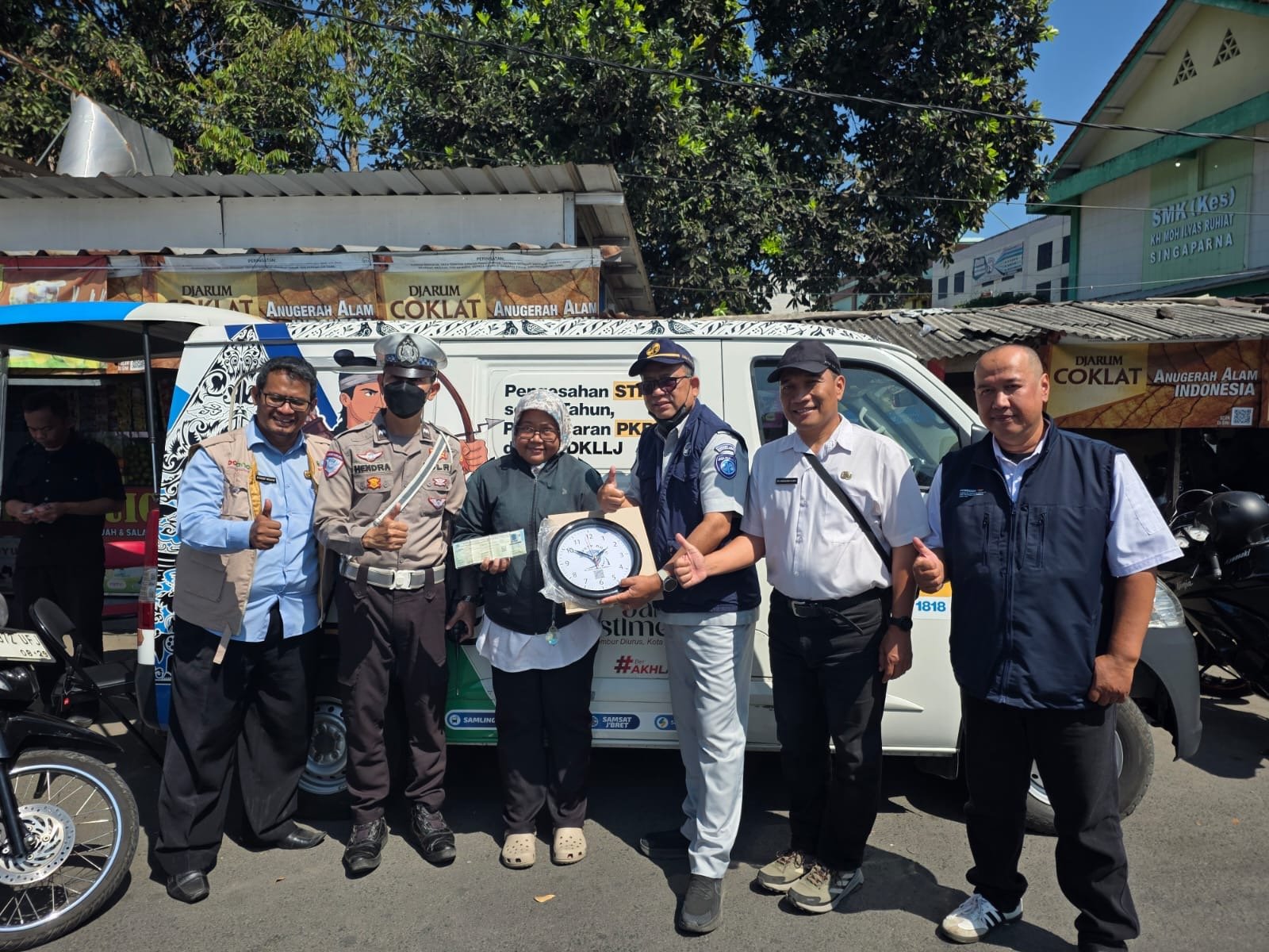 Perkuat Kepatuhan Masyarakat, Jasa Raharja Tasikmalaya Bersama Tim Pembina Samsat Gelar Operasi Gabungan di Singaparna