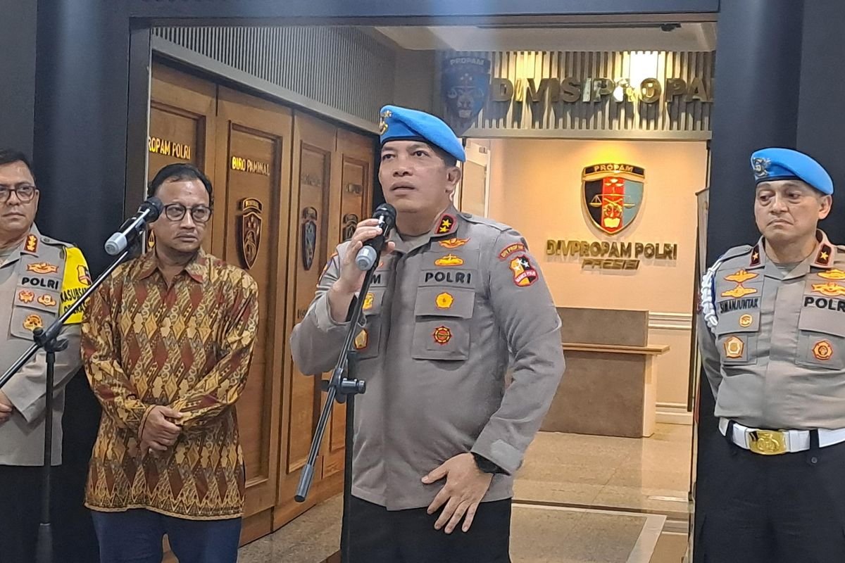 Sekali Klik, Aduan Sampai ke Propam: Polri Permudah Masyarakat Awasi Kinerja AnggotaKepolisian Republik