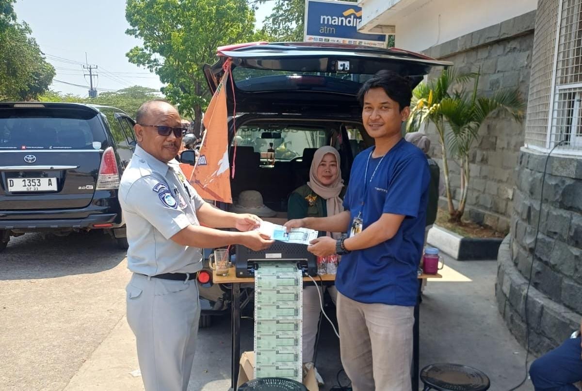 Tingkatkan Kepatuhan, PT Jasa Raharja (Persero) Cabang Cirebon Bersama Tim Pembina Samsat Majalengka Gelar Operasi Khusus (Opsus) Perusahaan di Kab Majalengka