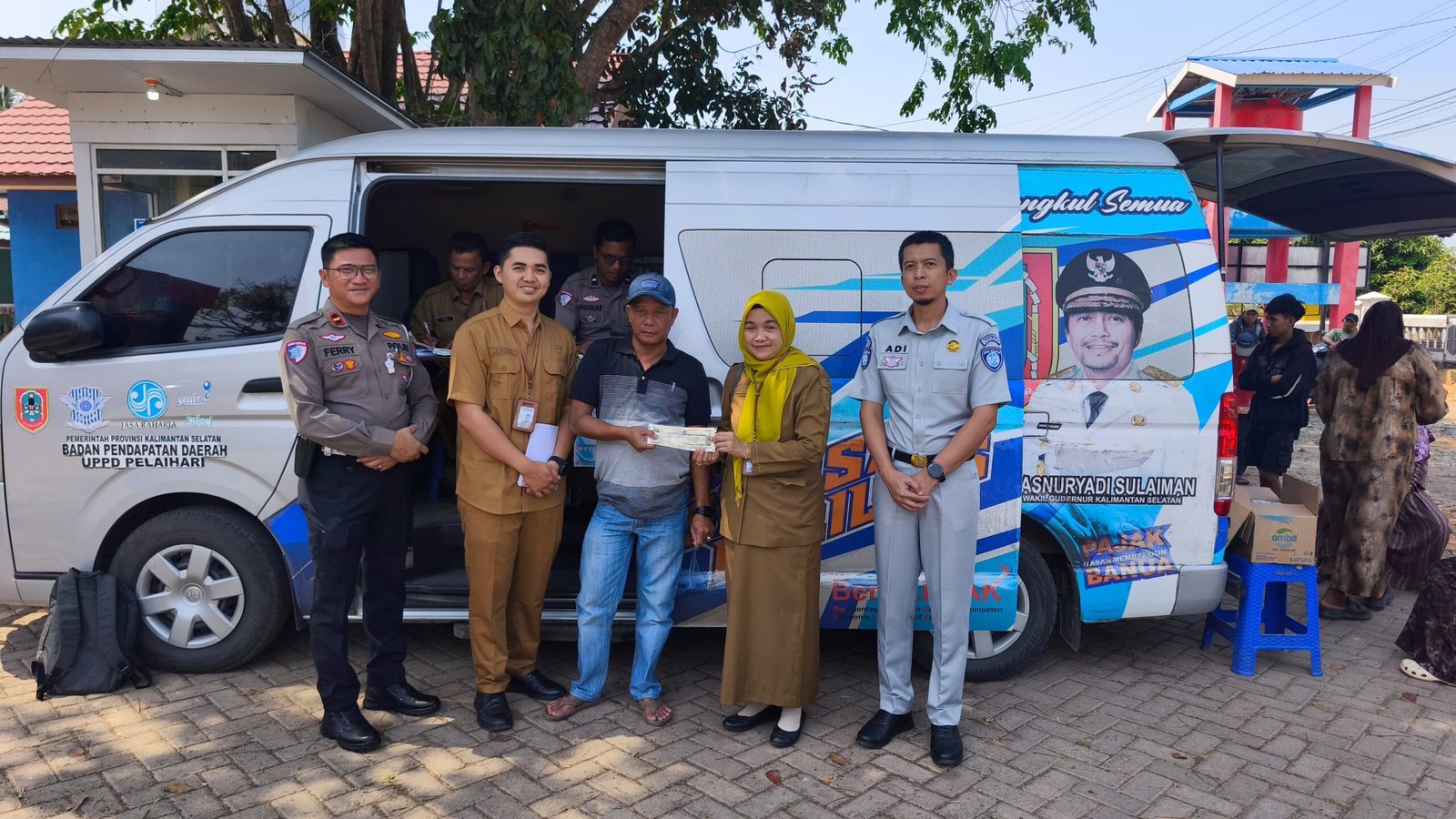 Tim Pembina Samsat Pelaihari: Optimalisasi PKB, Perkuat Pendataan Melalui RCS dan Samsat Keliling Tim Pembina Samsat Pelaihari: Optimalisasi PKB, Perkuat Pendataan Melalui RCS dan Samsat Keliling