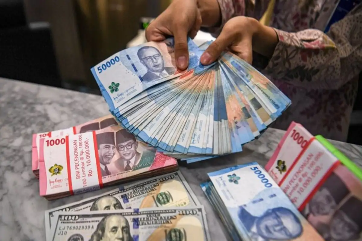 Rupiah Hari Ini Melemah Lagi ke Rp17.936 per Dolar AS