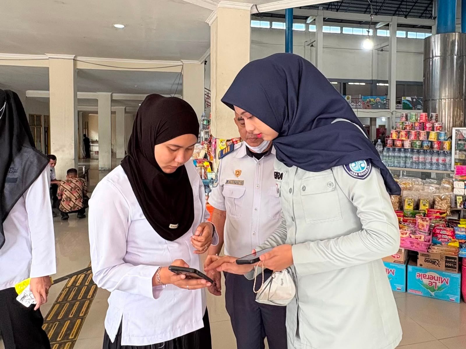 Jasa Raharja Gelar Pemeriksaan Kesehatan Gratis bagi Pengguna Transportasi di Terminal Rajabasa