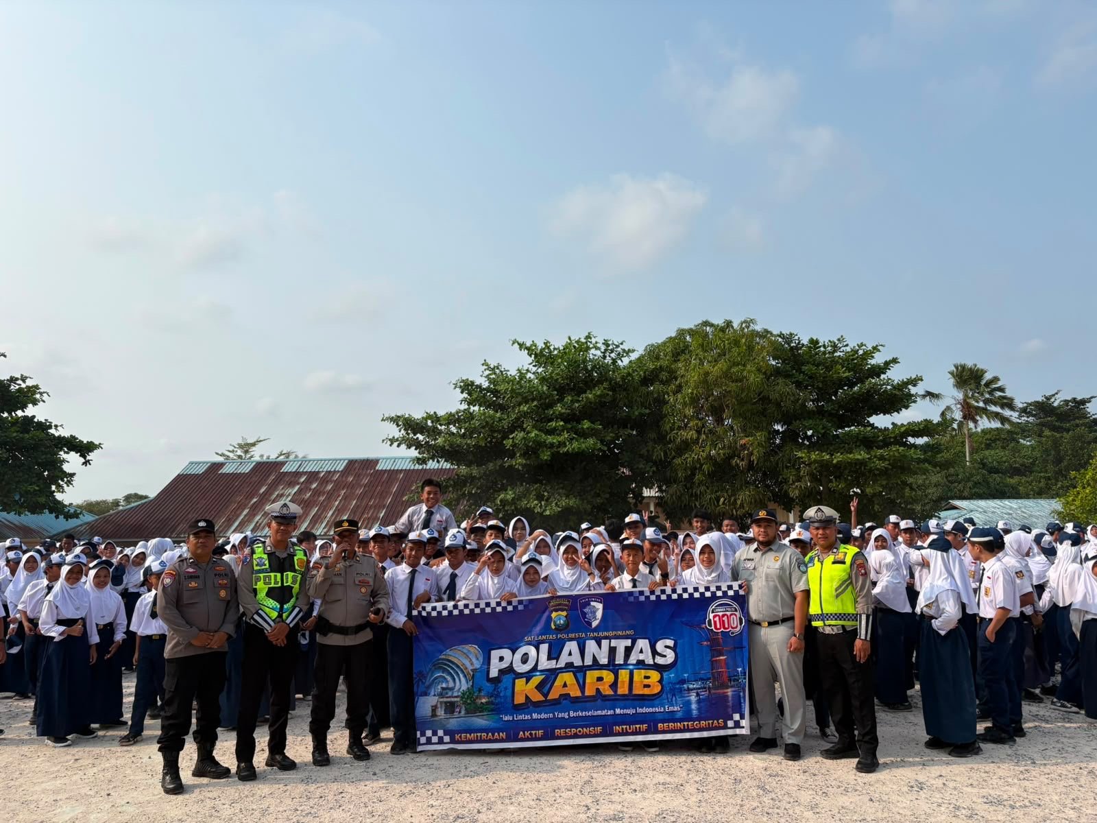 Jasa Raharja Tanjungpinang bersama Unit Kamsel Satlantas Polresta Tanjungpinang menggelar Kegiatan Pengajar Peduli Keselamatan Lalu Lintas (PPKL) di SMPN 7 Tanjungpinang